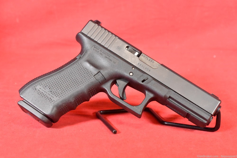 Glock 17 Gen4 9mm 17+1 Tritium Sights-img-6
