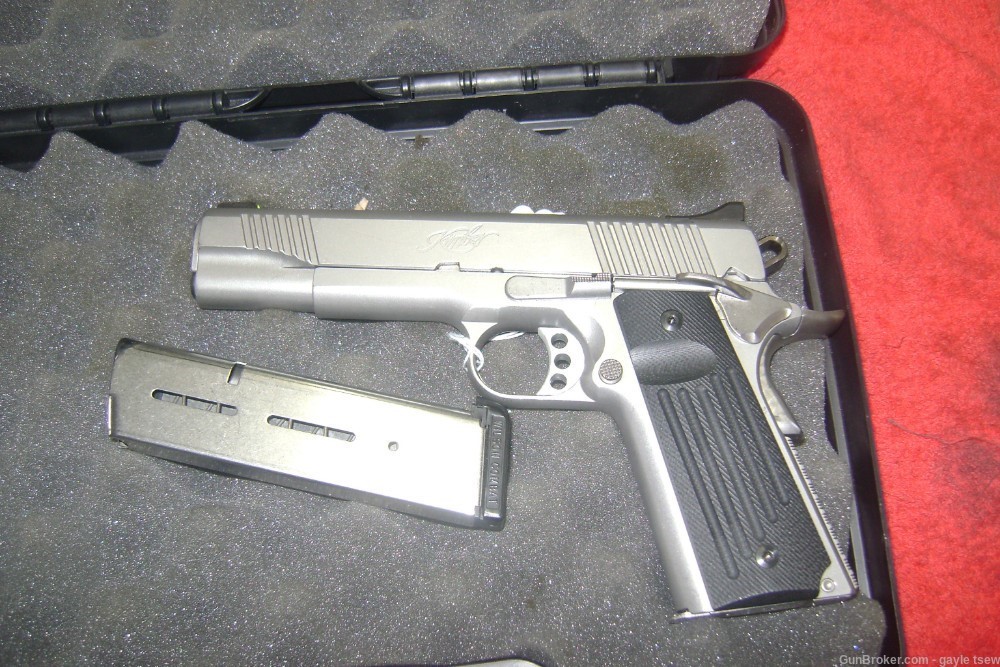 KIMBER 1911 CLASSIC STAINLESS 45ACP LOTS OF EXTRAS SEE LIST -img-0