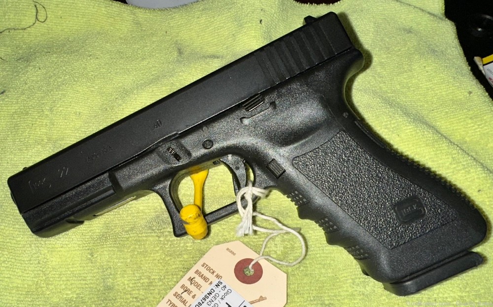 Used Glock 22 40 S&W-img-1