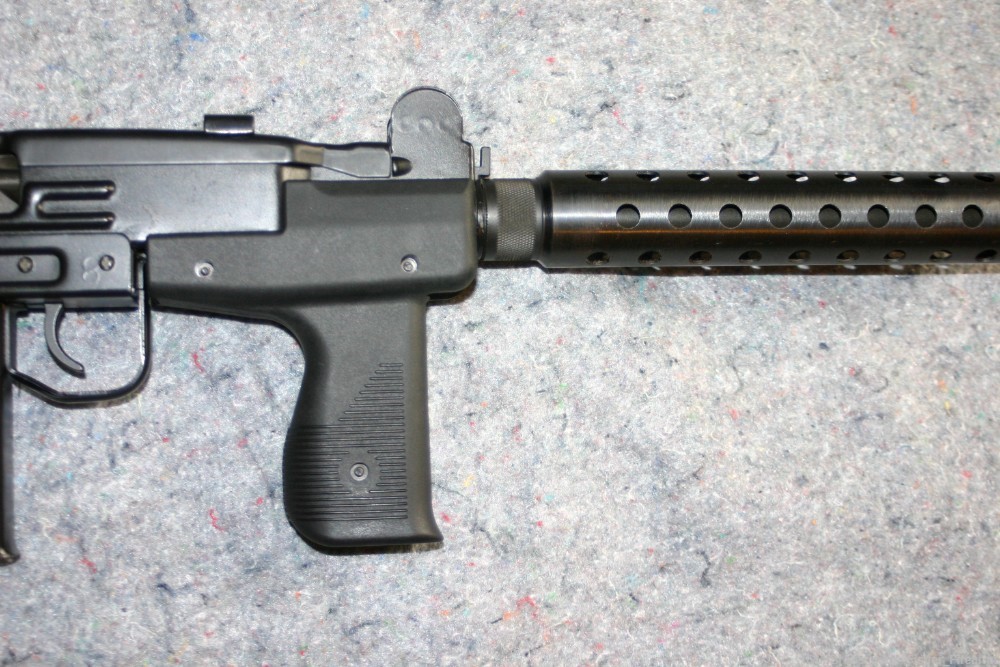 Uzi  Model A  9mm Carbine  Action Arms,  Comes with 8 Magazines & Mag Pouch-img-8