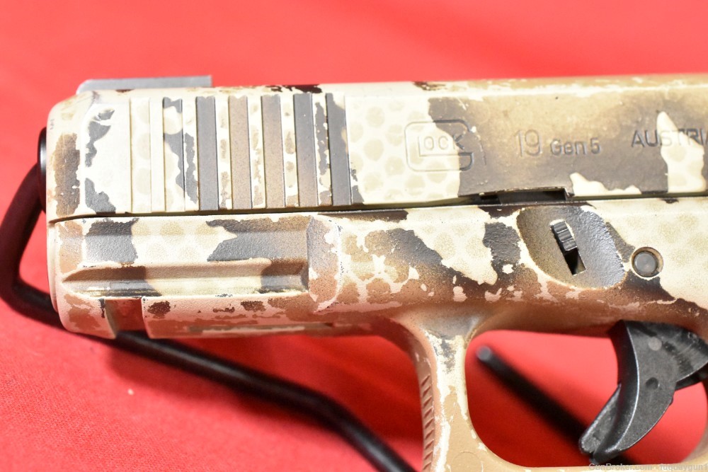Glock 19 Gen5 Camo Painted 9mm-img-5