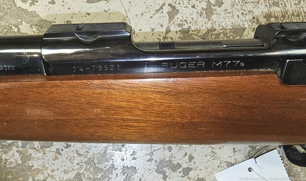Ruger M77 bolt action rifle .220 Swift-img-3
