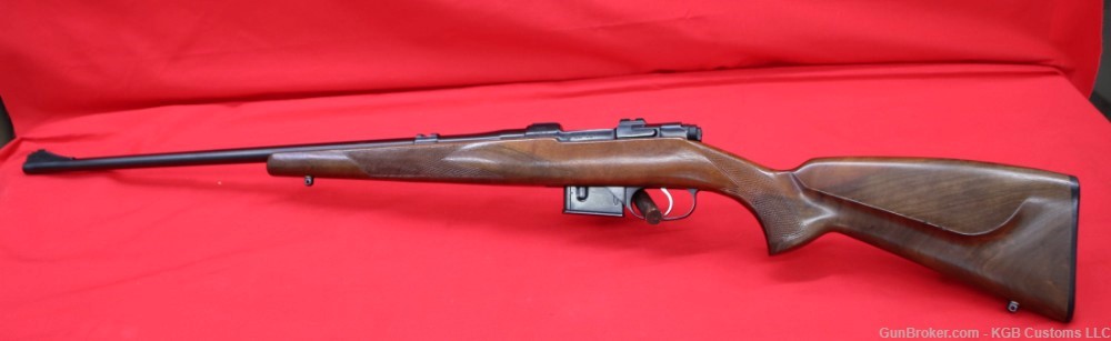 DISCONTINUED CZ USA 527 Lux Sporter 222 Remington RARE caliber Clean Walnut-img-0