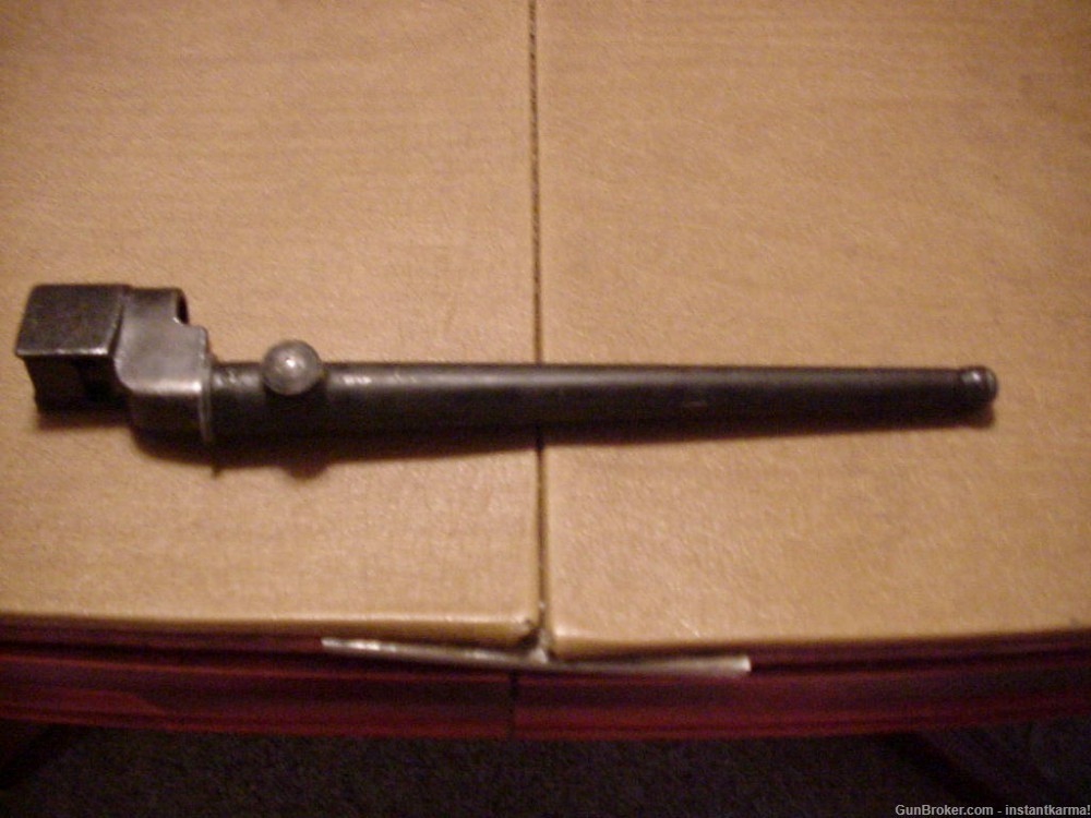 Lee Enfield Spike bayonet in excellent condition-img-0
