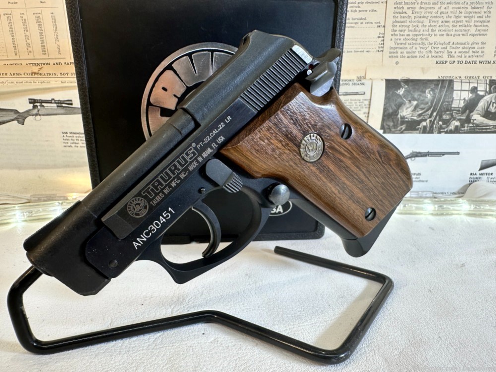 TAURUS PT 22 22LR PT-22 VERY CLEAN! PENNY AUCTION! -img-0