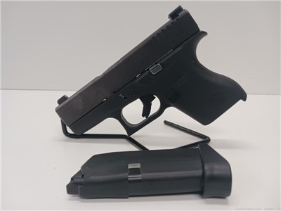 Glock 43 Chambered in 9X19, 3.5" Barrel with 1 Magazine.