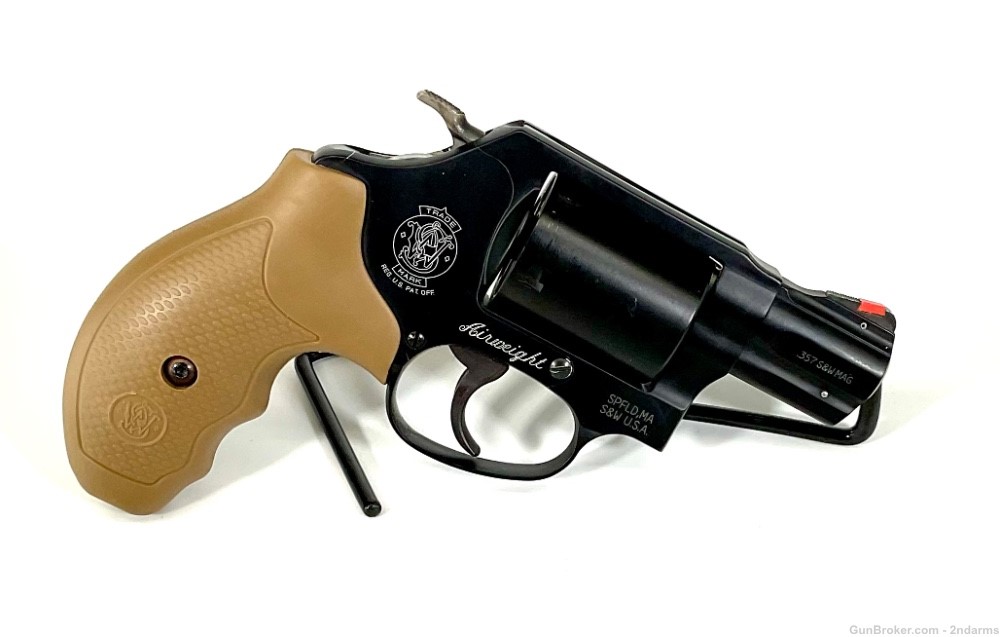 Smith & Wesson S&W 360, M360, J frame, Airweight Revolver, 357 Mag - LNIB-img-5