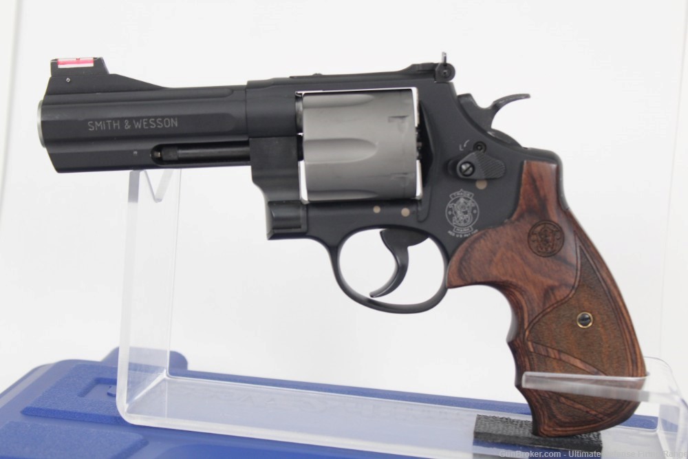 Excellent Smith & Wesson S&W Model 329PD AirLite 44 Mag 163414-img-2