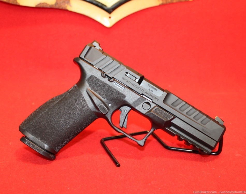 Springfield Armory ECHELON 4.5" 9mm Semi Auto Pistol 20+1-img-1