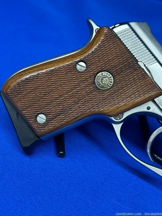 Taurus PT-22 Pistol .22 LR no reserve penny auction-img-7