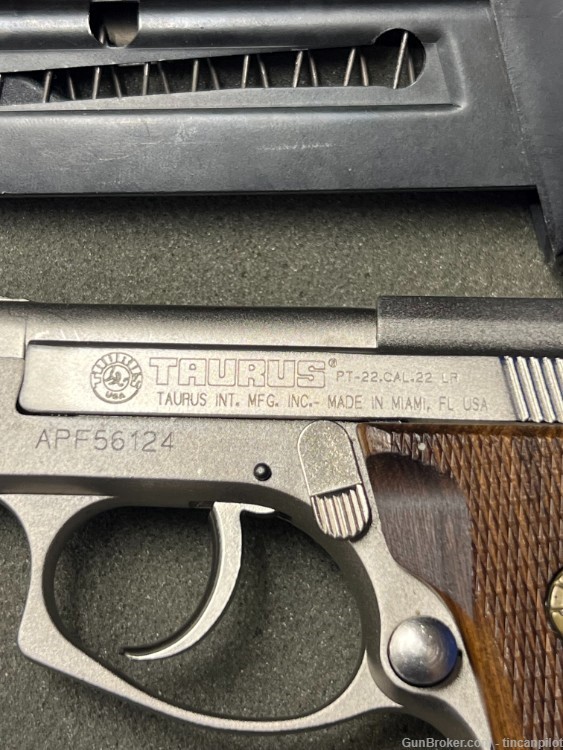Taurus PT-22 Pistol .22 LR no reserve penny auction-img-1