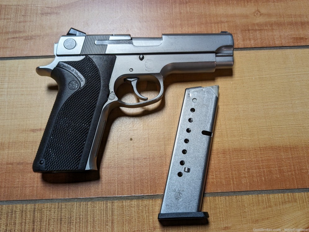 S&W Model 1076 10mm with decocker Smith & Wesson 3rd gen stainless -img-1