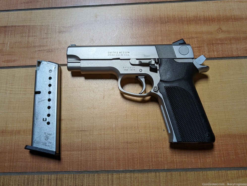S&W Model 1076 10mm with decocker Smith & Wesson 3rd gen stainless -img-0