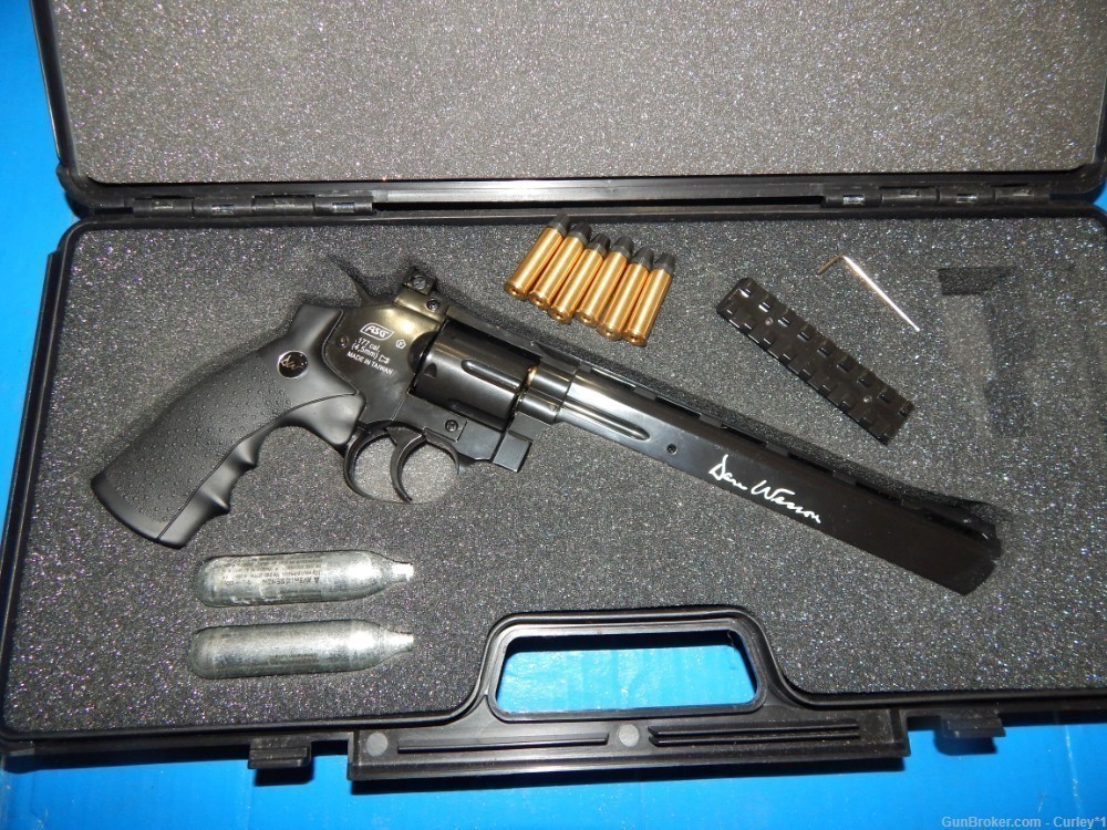 Dan Wesson 8 inch Air Gun with case-img-12