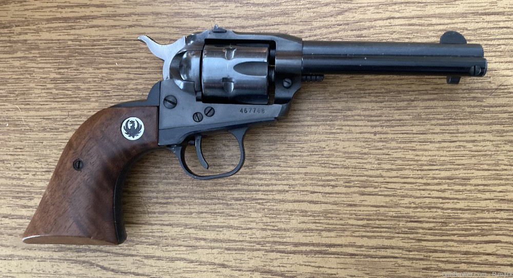 Old (3-Screw) Ruger Single Six in .22WMR (.22 Magnum) with 4.5" Barrel-img-0