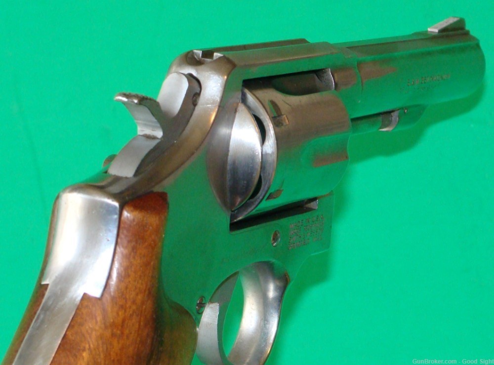 SMITH & WESSON MODEL 65 -3 4" BARREL .357MAG STAINLESS STEEL SQUARE BUTT-img-2