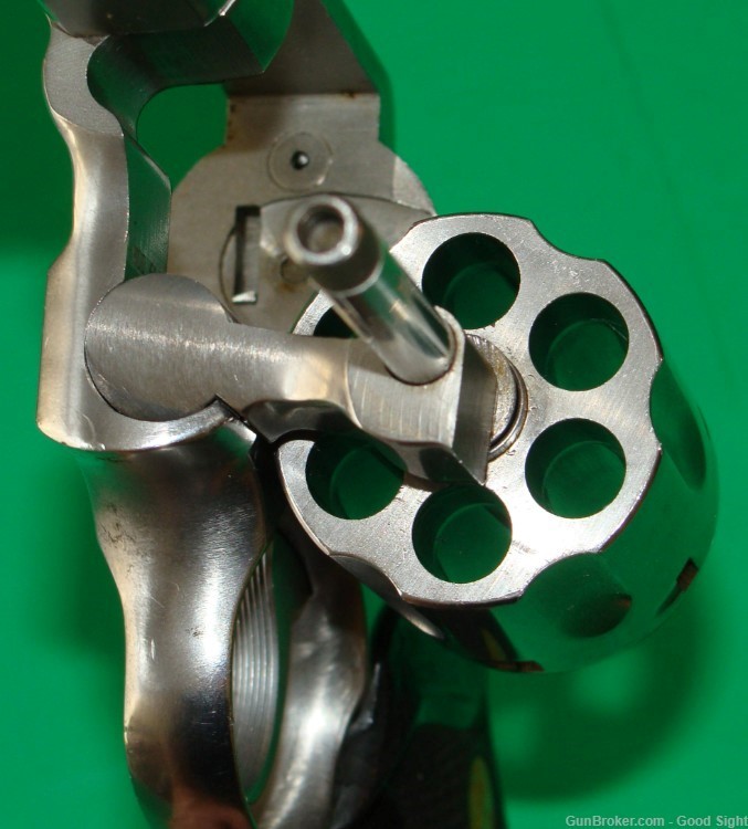 SMITH & WESSON MODEL 64 -3  4" BARREL .38SPL STAINLESS STEEL SQUARE BUTT-img-24