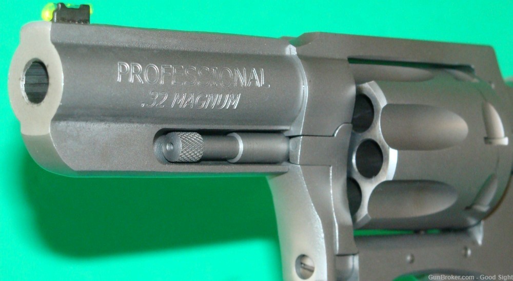 CHARTER ARMS PROFFESSIONAL REVOLVER 7RD 32H&RMAG 3"BBL STAINLESS -img-9