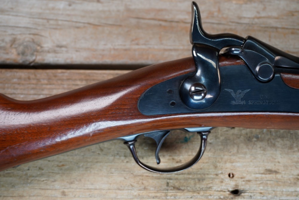 H&R Springfield Model 1873 Trapdoor SRC 45-70 Cavalry Carbine -img-5