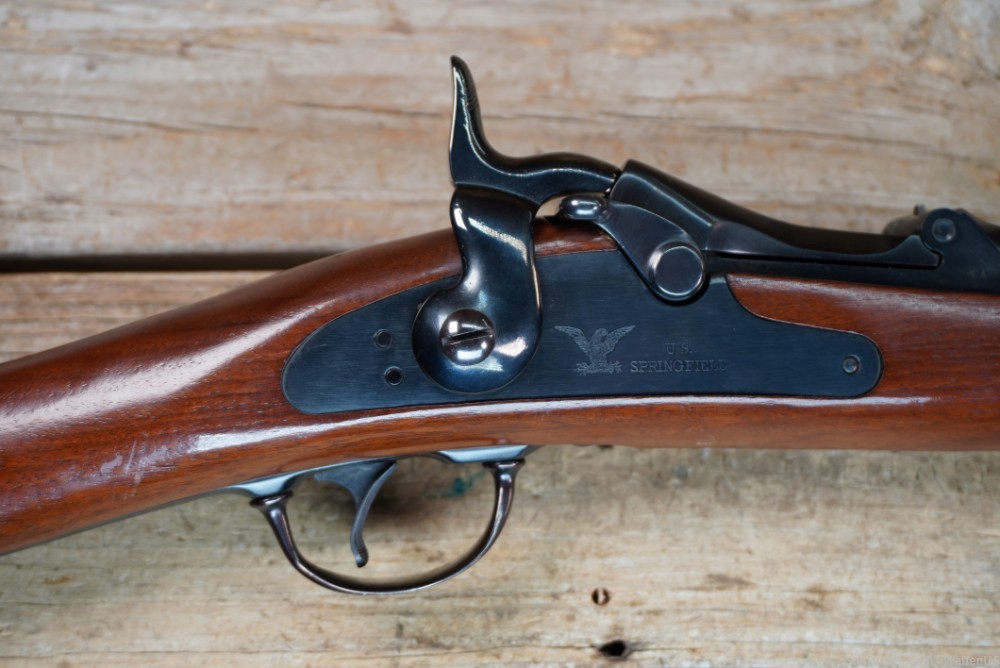 H&R Springfield Model 1873 Trapdoor SRC 45-70 Cavalry Carbine -img-6