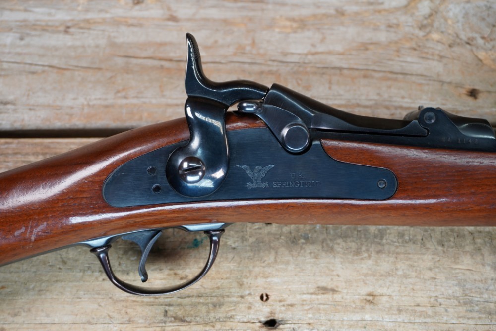 H&R Springfield Model 1873 Trapdoor SRC 45-70 Cavalry Carbine -img-7