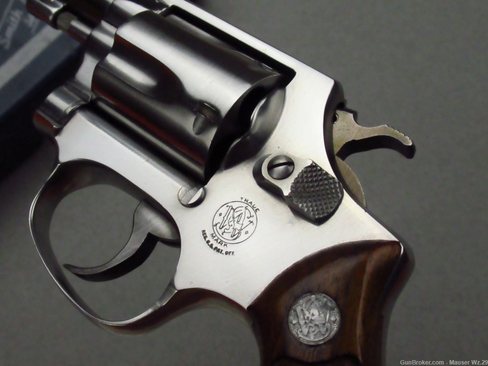 Very rare 1966 2" MODEL 60 Smith & Wesson Revolver Chiefs Special 38 S&W 36-img-1