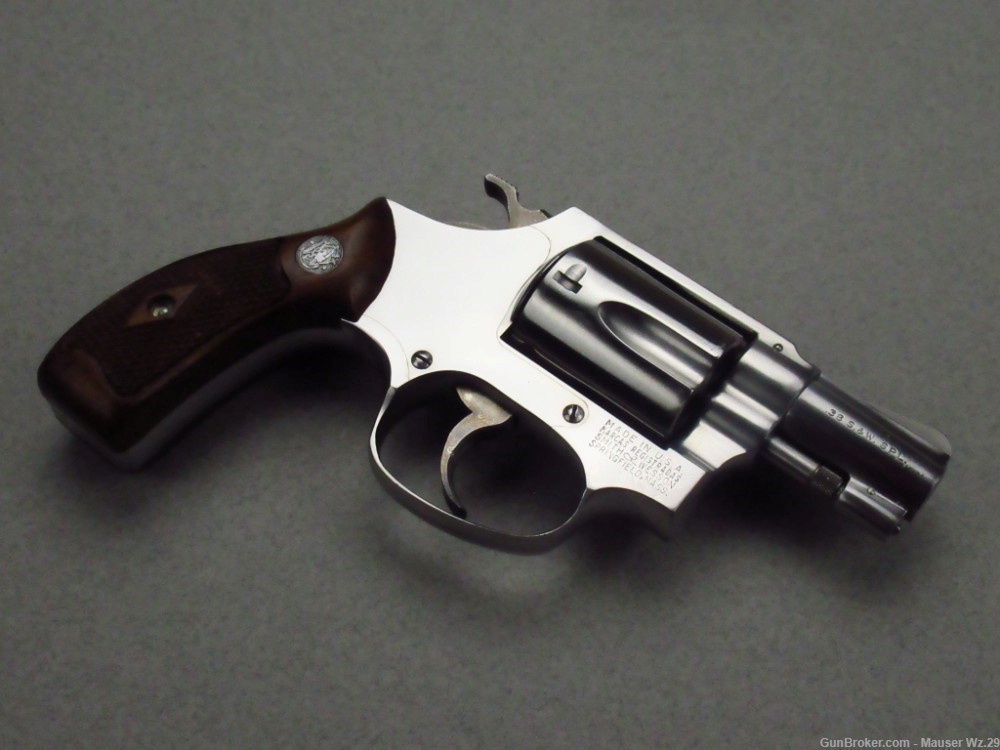 Very rare 1966 2" MODEL 60 Smith & Wesson Revolver Chiefs Special 38 S&W 36-img-35