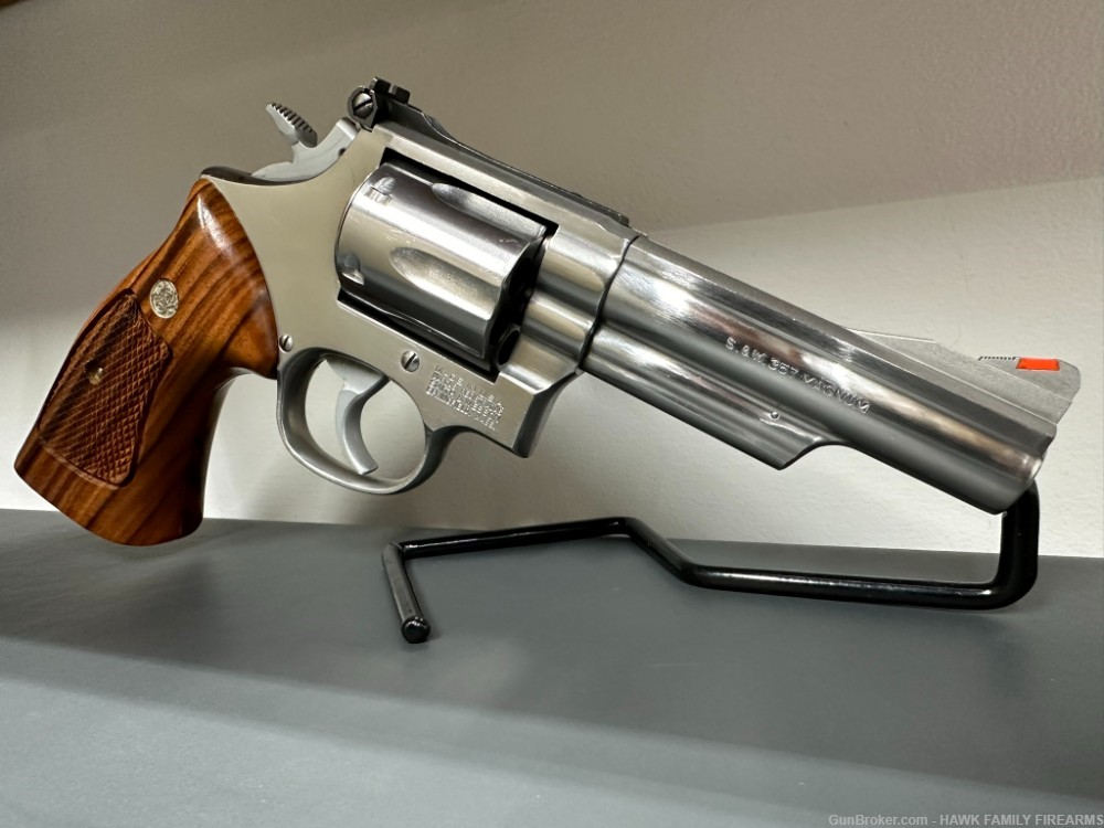 SMITH & WESSON 66-3 *PRE-LOCK* POLISHED STAINLESS 357 MAG 4" STUNNING -img-3