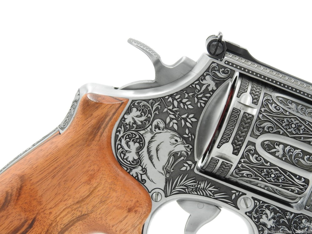 Rare Collector Custom Engraved S&W Smith & Wesson 629 Classic 6.5" 44 MAG-img-17