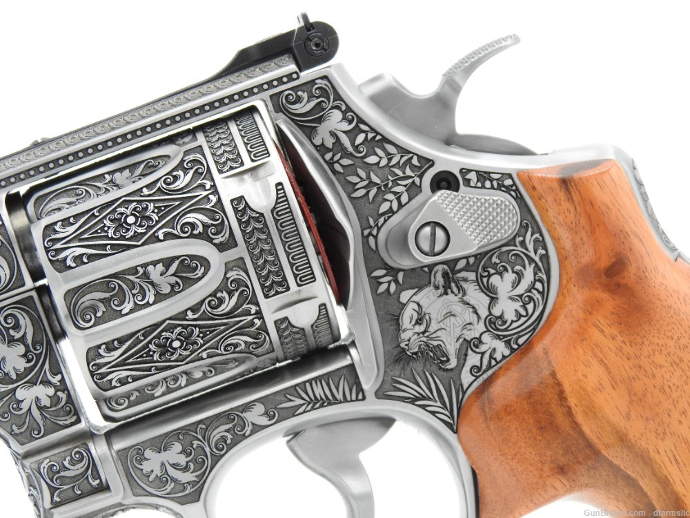 Rare Collector Custom Engraved S&W Smith & Wesson 629 Classic 6.5" 44 MAG-img-7