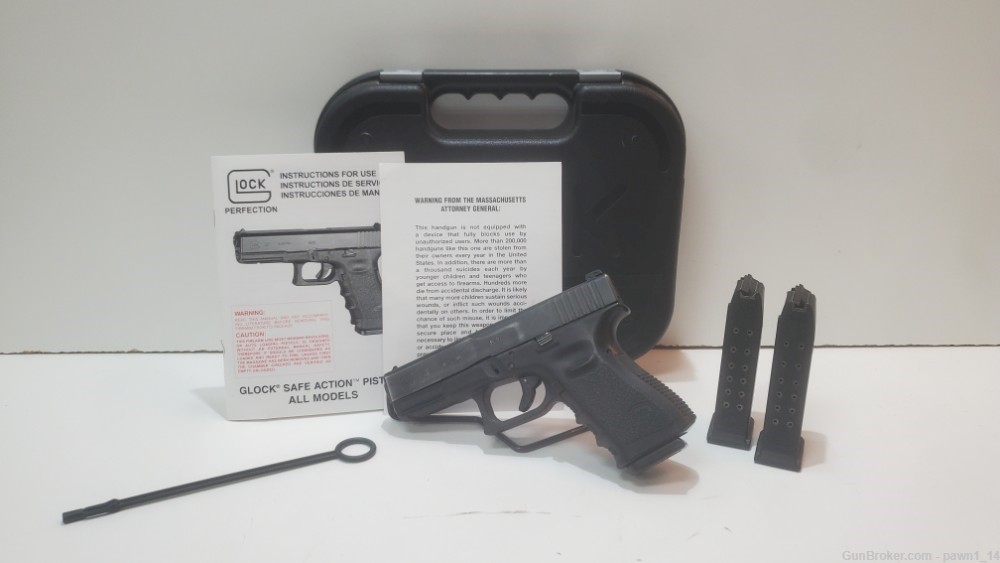 Glock 19 With 3 Mags And Case -img-0