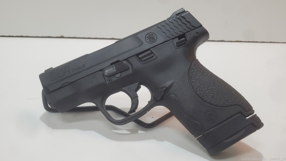 Smith & Wesson M&P 9 Shield-img-0