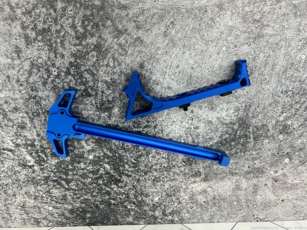 Angled Grip MLOK AR15 Ambidextrous Butterfly Charging Handle BLUE-img-1
