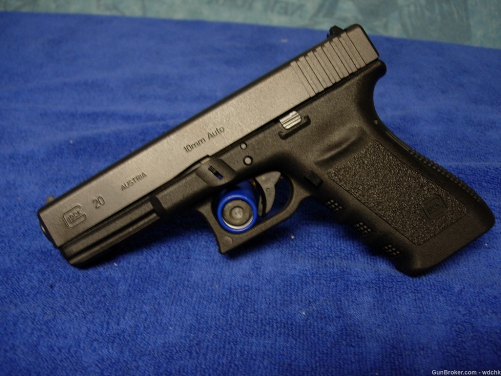 Glock G20SF Gen3 Very Good with original case & contents 3) 10 Round mags-img-1