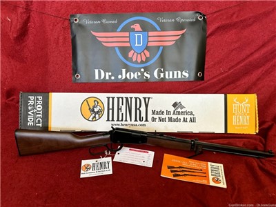 HENRY OCTAGON LEVER ACTION Walnut 22 LR 20"-New-Must Go-Store Closing!