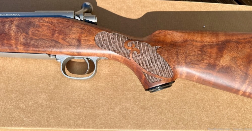 Winchester 70 Stainless Featherweight .243 WIN. 22" NIB  AA+  WOOD -img-20
