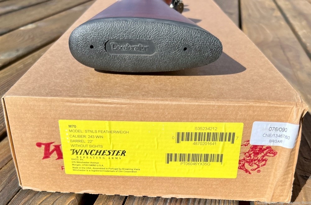 Winchester 70 Stainless Featherweight .243 WIN. 22" NIB  AA+  WOOD -img-32
