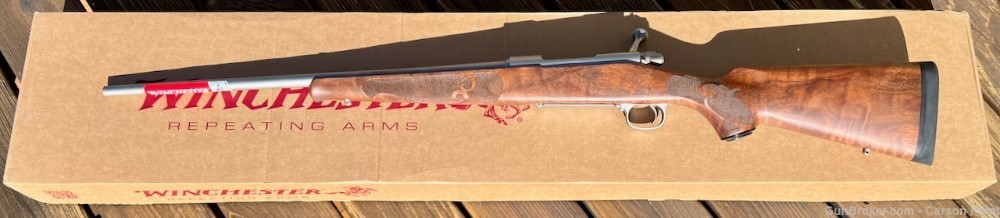 Winchester 70 Stainless Featherweight .243 WIN. 22" NIB  AA+  WOOD -img-15
