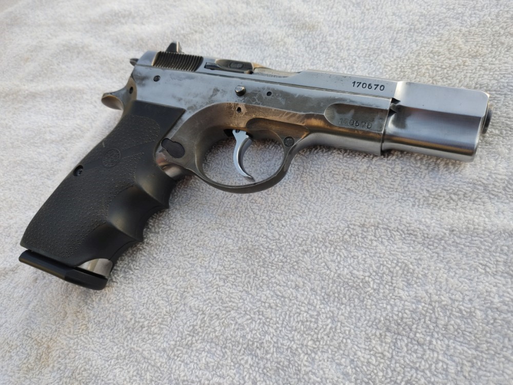 CZ 75 Pre-B Date Stamped 1987, very decent gun!-img-8