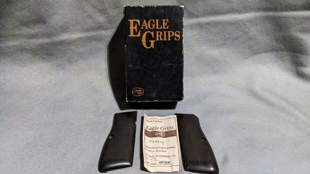 Eagle Grips Browning 1935 High Power Ebony NOS-img-0