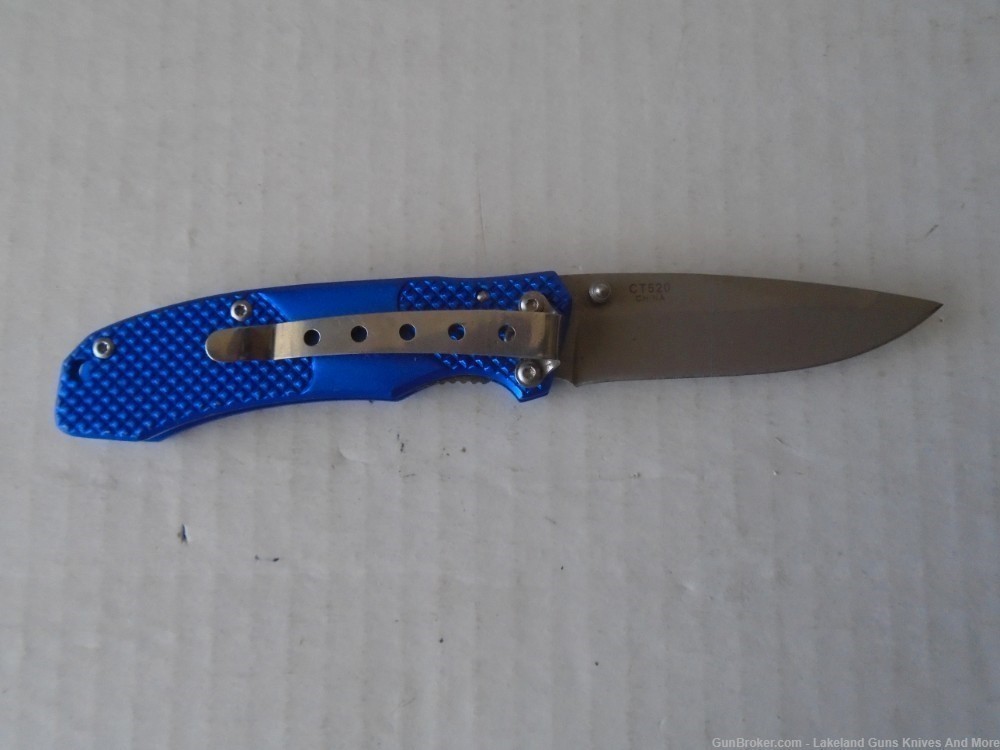 Colt CT520 Blue Police Knife with Police Officer Badge Logo. Price reduced!-img-3