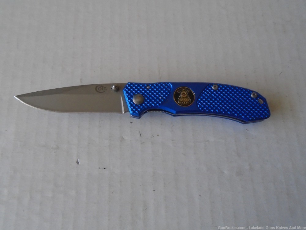 Colt CT520 Blue Police Knife with Police Officer Badge Logo. Price reduced!-img-0