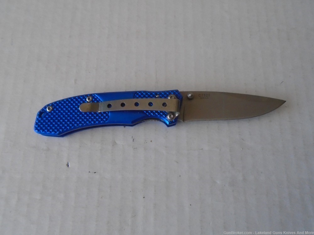 Colt CT520 Blue Police Knife with Police Officer Badge Logo. Price reduced!-img-2