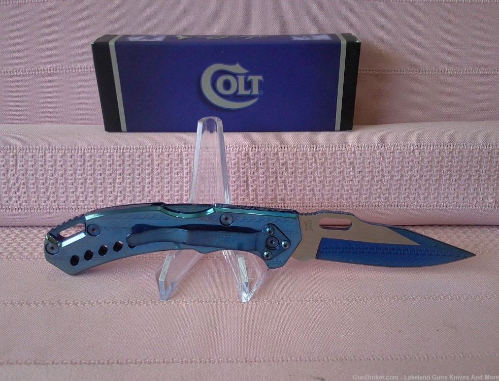 NIB COLT Stunning Blue Handle Titanium Blade Lockback Folding Knife!-img-8