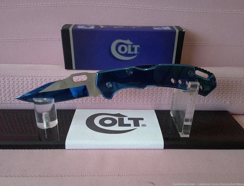NIB COLT Stunning Blue Handle Titanium Blade Lockback Folding Knife!-img-4