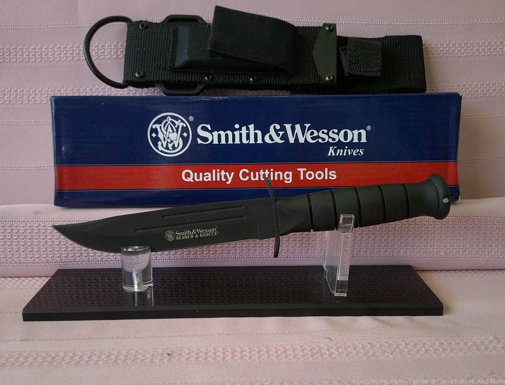 NIB SMITH & WESSON Search & Rescue Fixed Blade Military Knife WBox & Sheath-img-1
