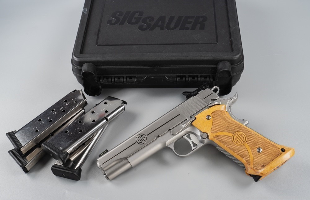 SIG SAUER 1911 Super Target .45ACP Stainless! Original Box & Five Mags!-img-1