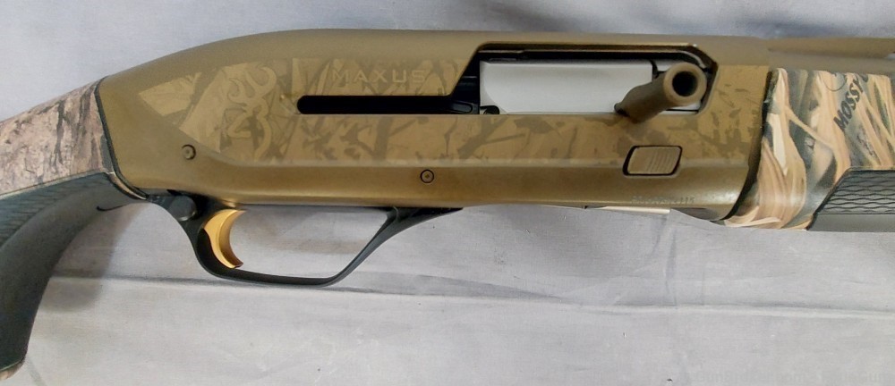 Browning Maxus II Wicked Wing Semi Auto 12GA Shotgun 3.5"  NIB NO CC FEES-img-4