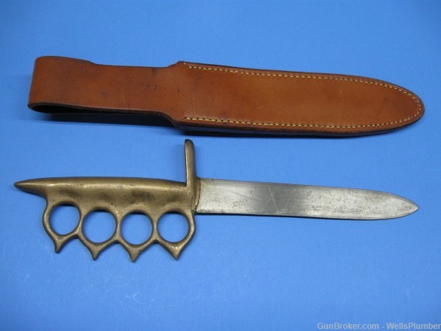 US WWII THEATER MADE KNUCKLE KNIFE FIGHTING KNIFE WITH SCABBARD (NICE)-img-0