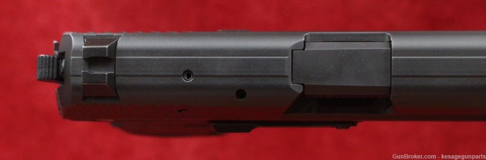 HK Heckler Koch P2000 NUMBER 1 VERY FIRST ONE AFTER PROTOTYPES 9mm-img-8